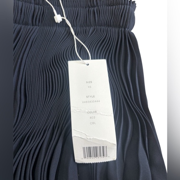 NWT Vince Navy Blue Mini Skater Flounce Skirt with Pleats XS - Picture 6 of 9